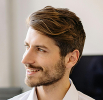 Portret al lui Michael Brennan, CTO și lider în tehnologie fintech crypto